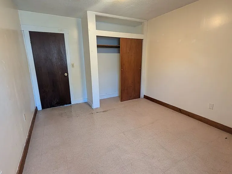 306 N. Main St. — Photo 4