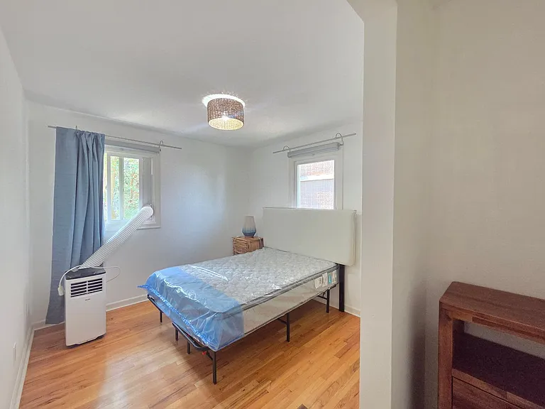 202 E Rockwood Blvd #2 — Photo 15