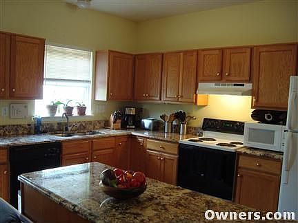 Kitchen with Brazilian granite countertops