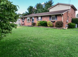 4106 Prescott Dr, Johnson City, TN 37601