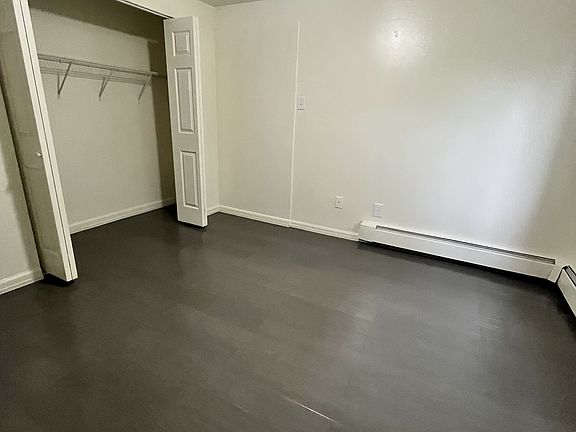 4th image of 2644 Harrison Ave #27