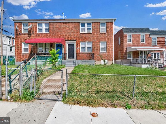 2nd image of 3714 W Mulberry St