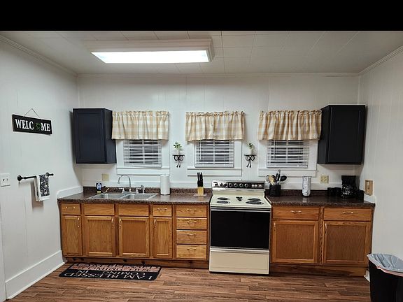 4th image of 311 Grove Ave