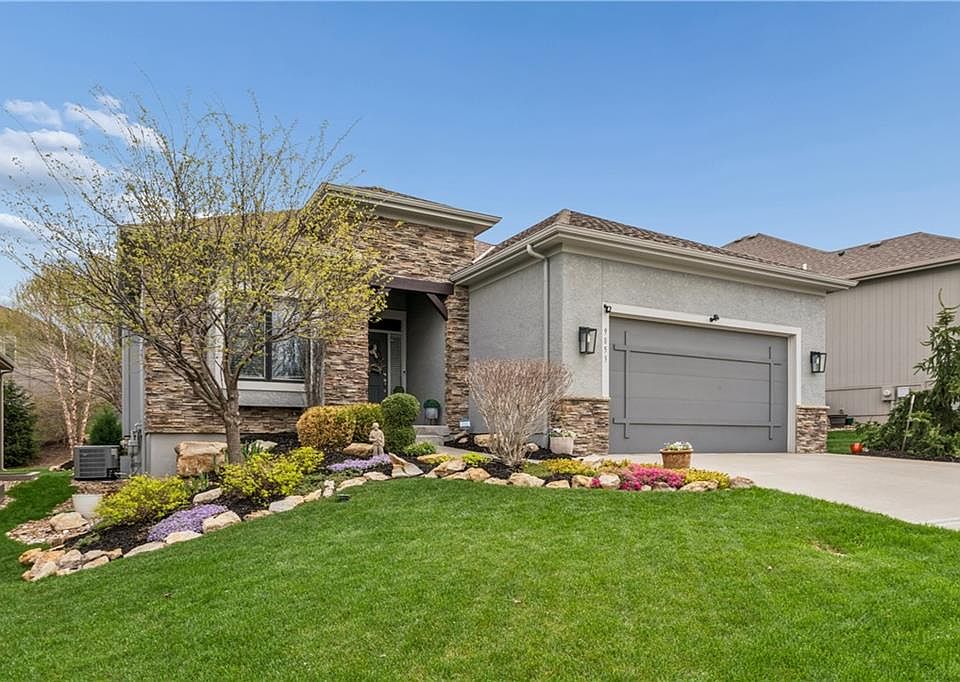 1st image of 9853 Hollis Ln