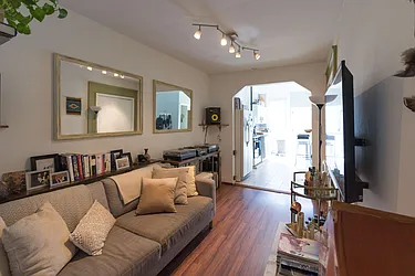 Rented by Joel Weisz, LREB