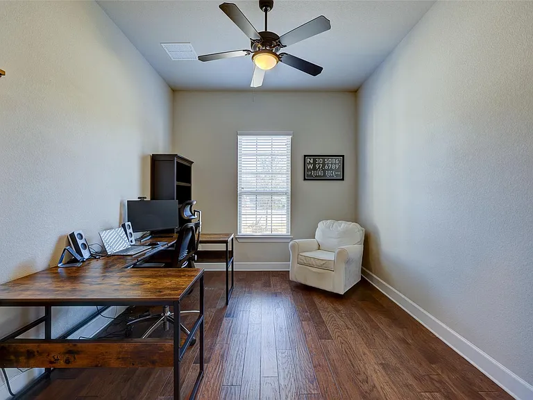 3030 Isabella Ln — Photo 18
