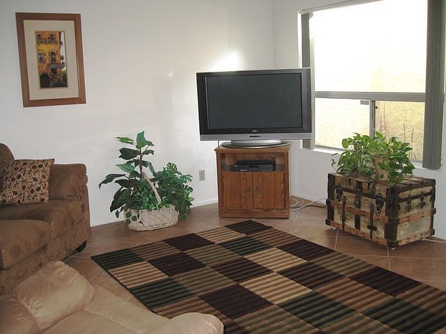 2nd image of 2516 W Eugie Ave