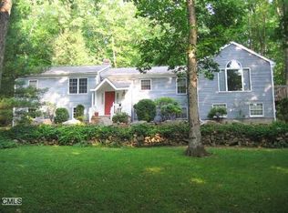 40 Washington Post Dr, Wilton, CT 06897