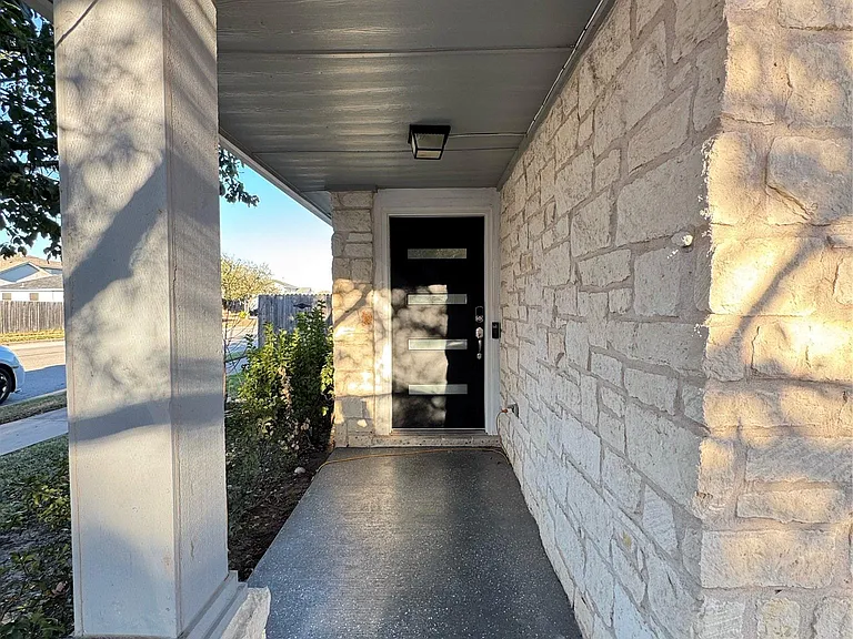 15200 Mandarin Xing — Photo 11