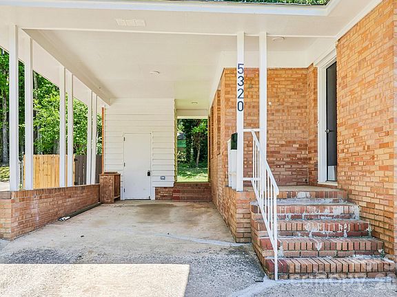 3rd image of 5320 Dolphin Ln