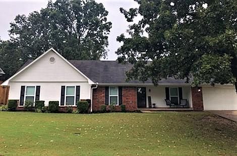 1st image of 11 Water Oak Ln