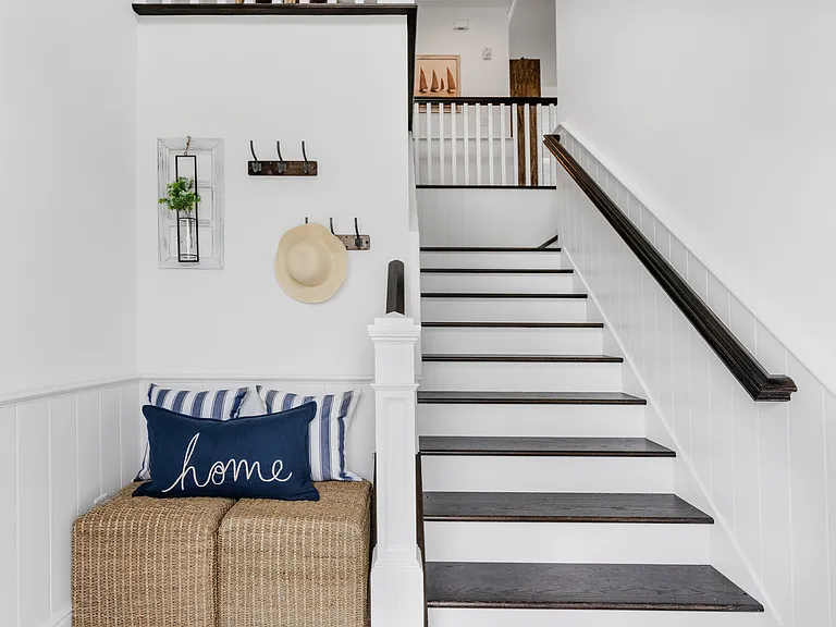 12 Village Green Dr — Photo 1