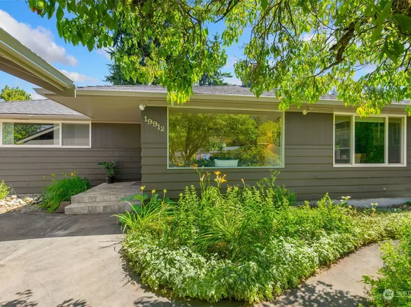 19912 Dayton Avenue N, Shoreline, WA 98133