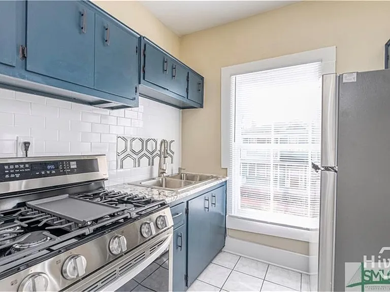 218 W Anderson St #UPPER — Photo 7
