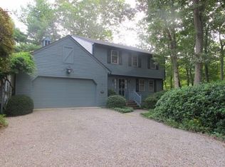 216 Daniel Dr, North Kingstown, RI 02852