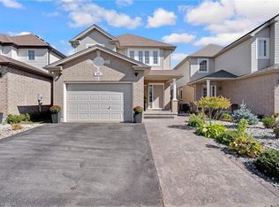 343 Steepleridge St, Kitchener, ON N2P 2X4