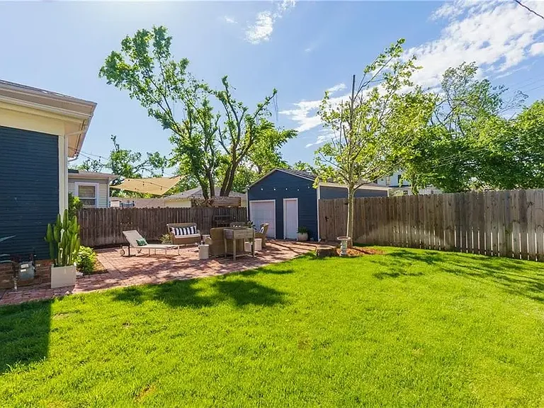 720 NW 18th St — Photo 23