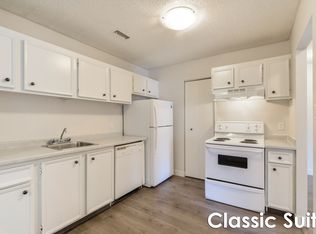 Garden Oaks, Edmonton, AB T6K 3Z7