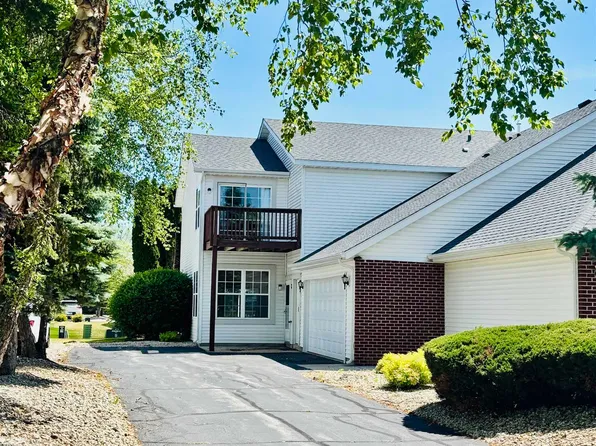 10161 Metalmark Ln Unit 2, Roscoe, IL 61073