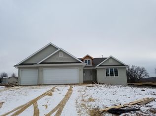 443 Sherman Ln, Poplar Grove, IL 61065
