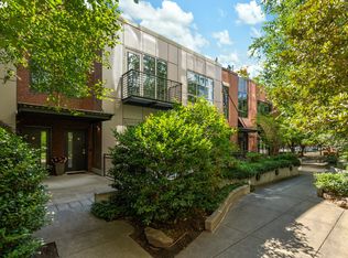 922 NW 11th Ave APT 103, Portland, OR 97209