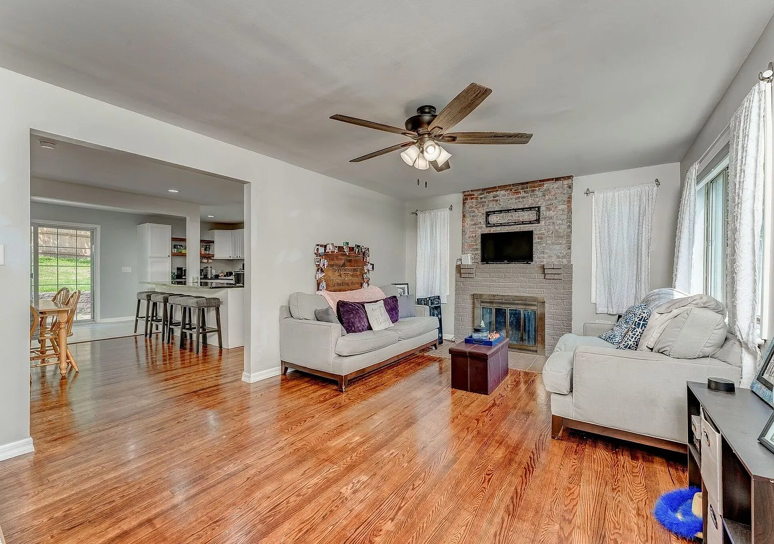 123 Hoffman Avenue — Photo 3