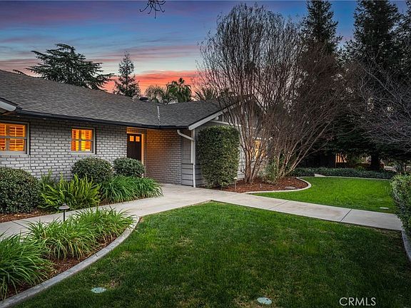 3rd image of 12669 Valley View Ln