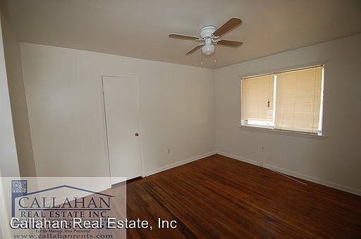 3rd image of 207 Cordelia Dr