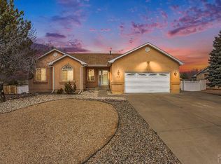 511 W Hook Dr, Pueblo West, CO 81007