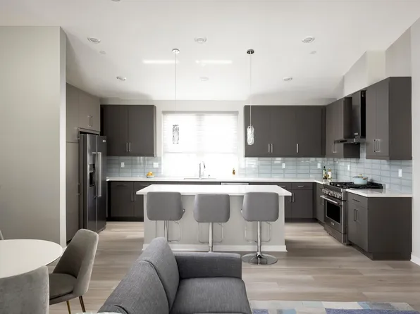 10433 Newbliss Way, San Diego, CA 92126