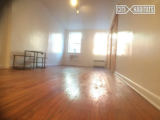 Rented by Citi Habitats | media 25