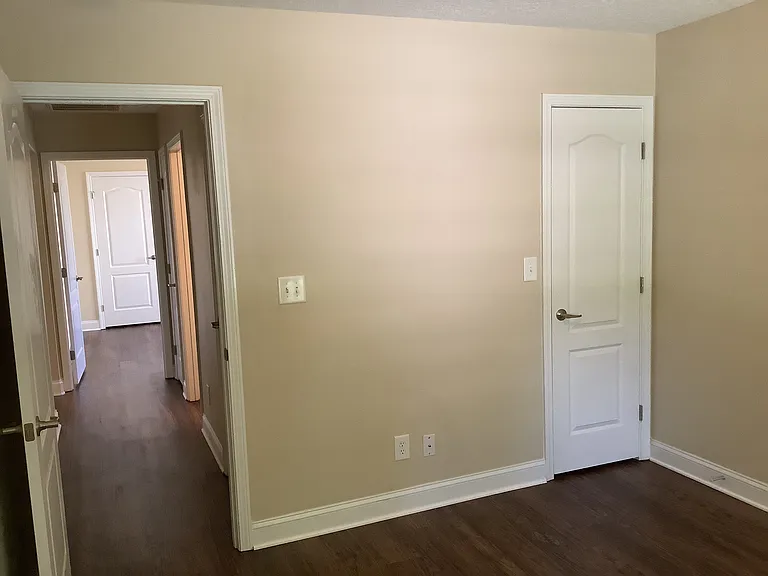 7194 Caley St — Photo 10
