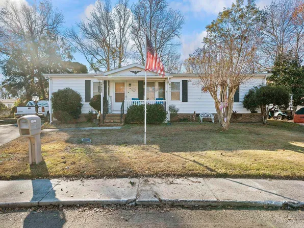 1118 Woodville Circle, North Myrtle Beach, SC 29582