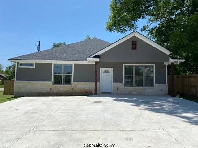 509 E Pruitt St — Photo 1