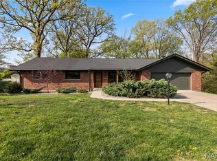 11116 Pam Ln, Saint Louis, MO 63146