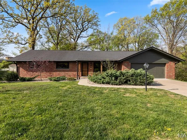 11116 Pam Ln, Saint Louis, MO 63146