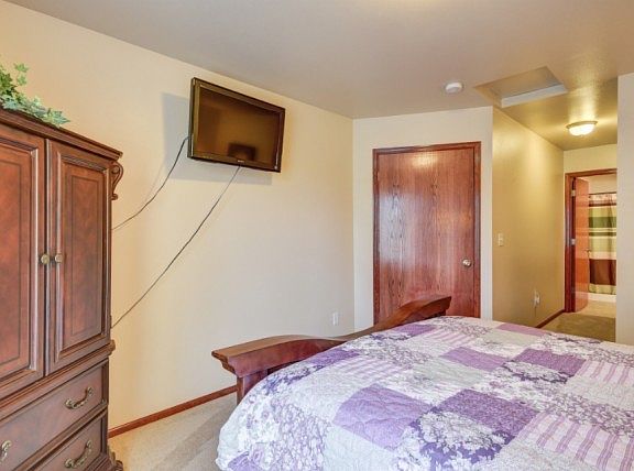 5th image of 1688 SW Stremler Dr