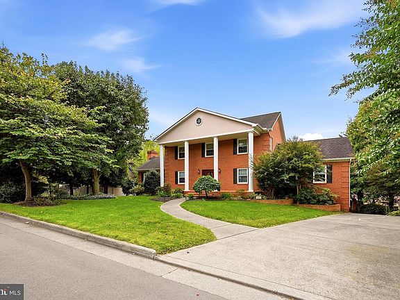 5th image of 637 Treys Dr