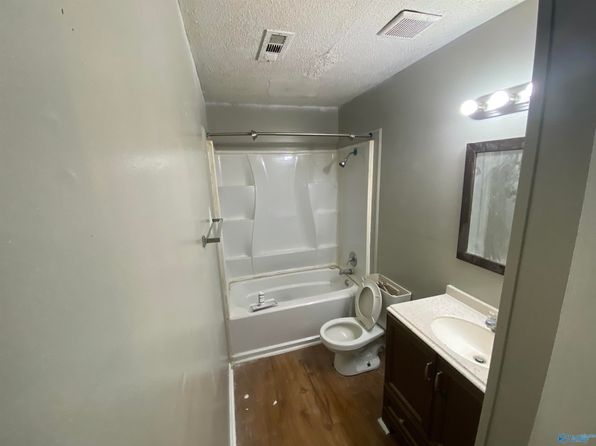 huntsville-alabama-190763806 picture