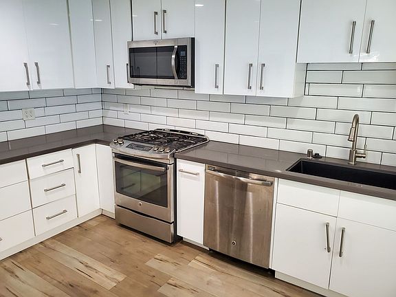 5th image of 2912 14th Ave APT 204