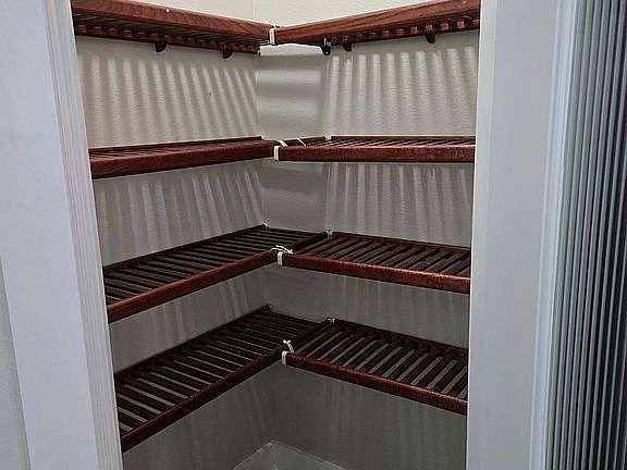 3rd image of 308 Winterside Dr