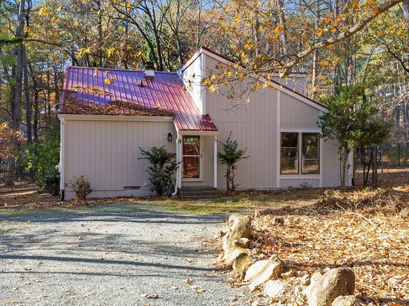 144 Loblolly Ln, Chapel Hill, NC 27516