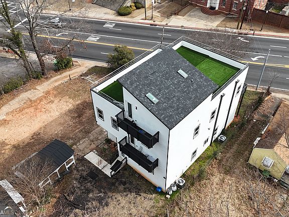 5th image of 235 Candler Rd SE