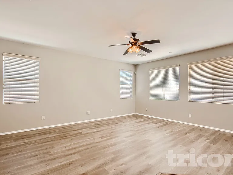 1353 E Judi Dr — Photo 7