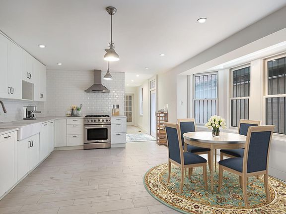 2nd image of 1534 Pine St #1FFF