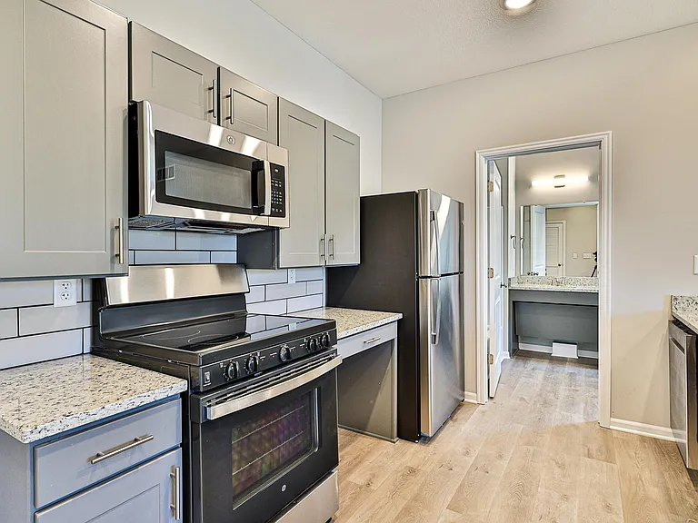 The Lofts at Bridgewood — Photo 20
