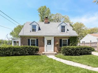 2748 W Bonnie Brook Ln, Waukegan, IL 60087