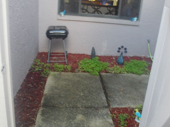 5th image of 492 Lakeview Dr APT 37
