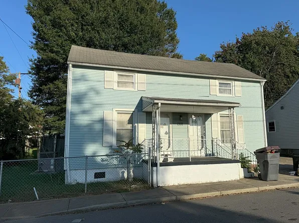 601 Lancaster Dr, Reidsville, NC 27320