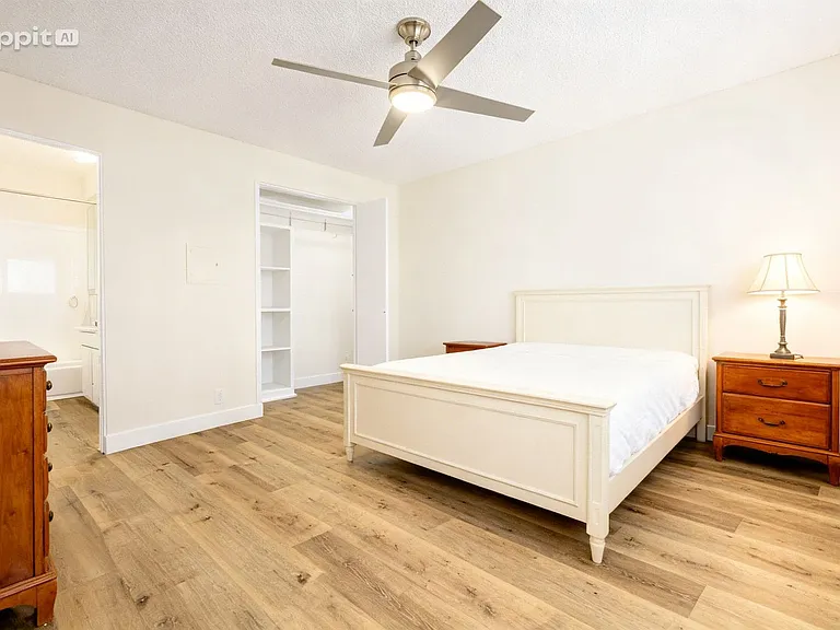 MC 6861 Sepulveda Properties, LLC — Photo 13